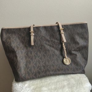 Michael Kors Jet Set Signature Tote bag